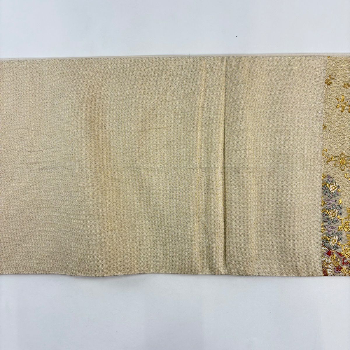 【美品】 袋帶 秀品級 華紋 花唐草紋 金絲 米色 六通 純蠶絲