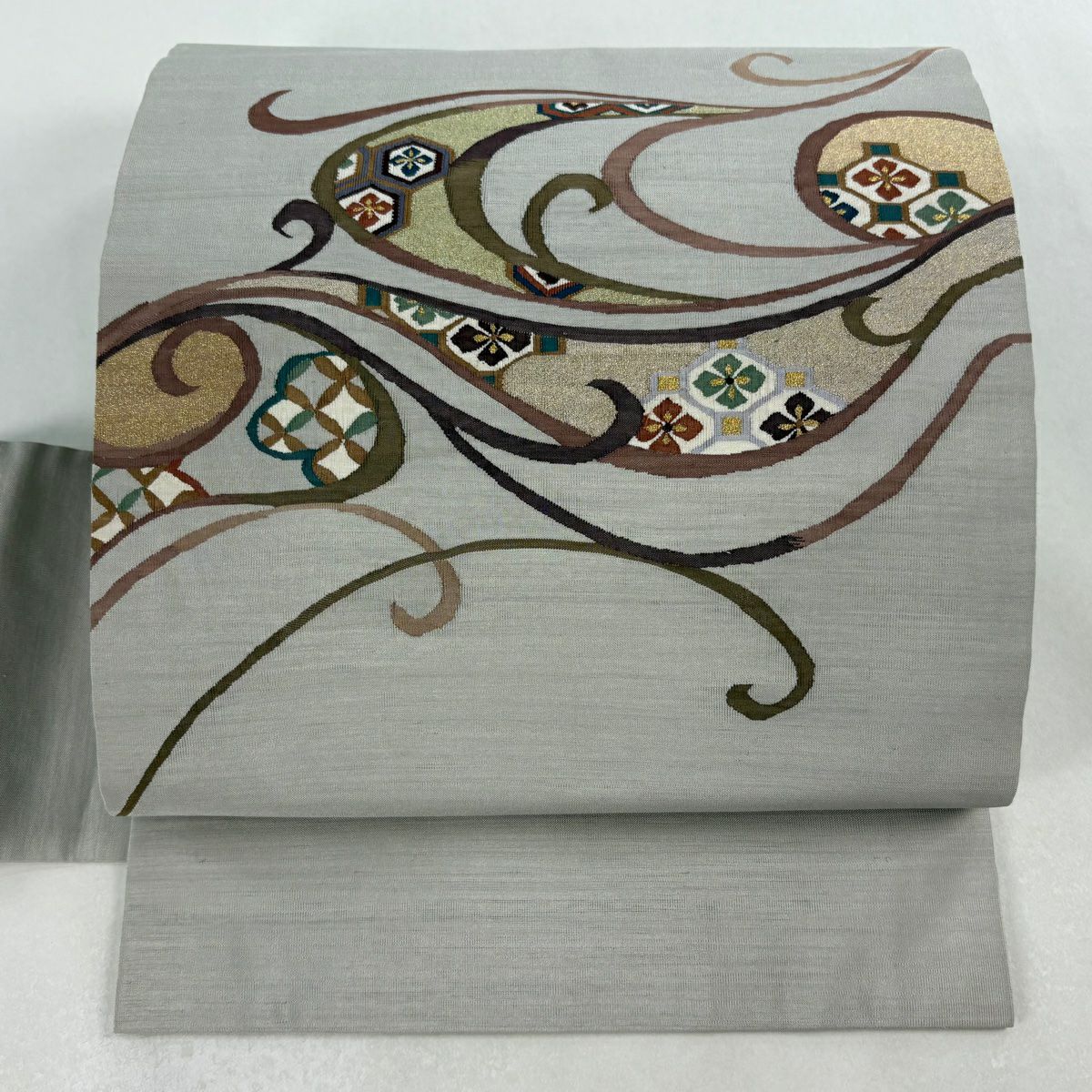 【美品】 名古屋帶 秀品級 波頭 蜀江文 金絲 綴織 灰色 純蠶絲