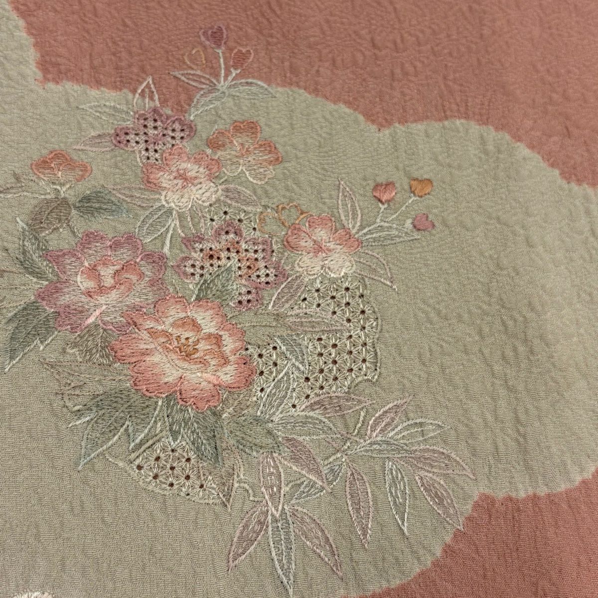 訪問服 身長160cm 袖長65.5cm M 雙層 草花紋紋 雲文 刺繡 絞染 淺粉色 純蠶絲 優品級 一個紋