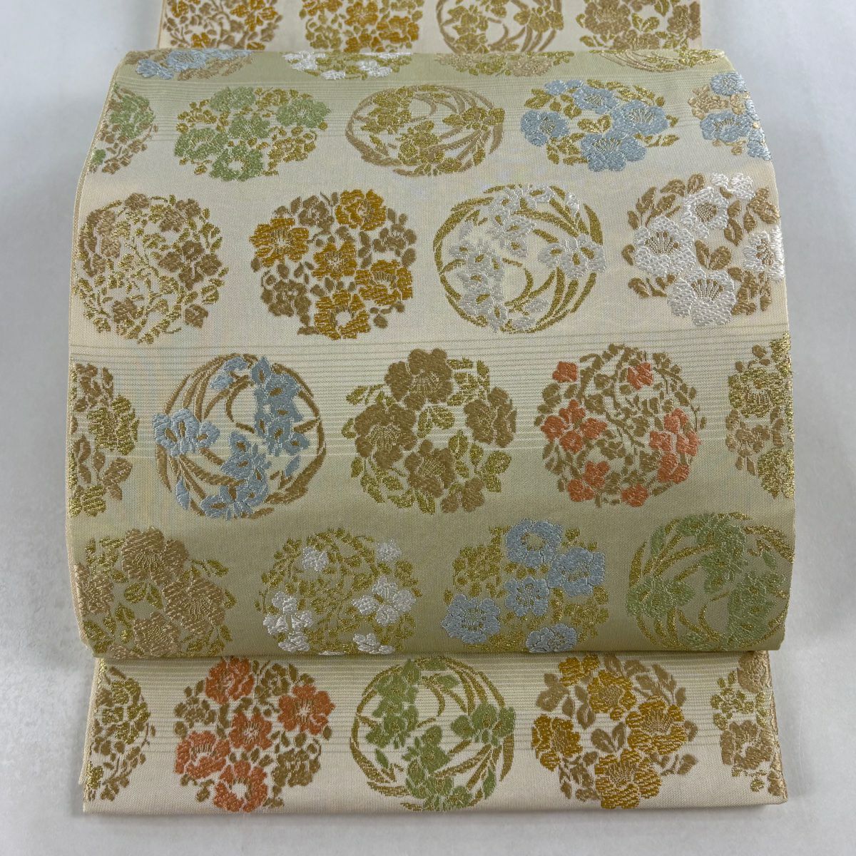【美品】 袋帶 名品級 唐織織錦 御印文 段紋 金絲 米色 六通 純蠶絲