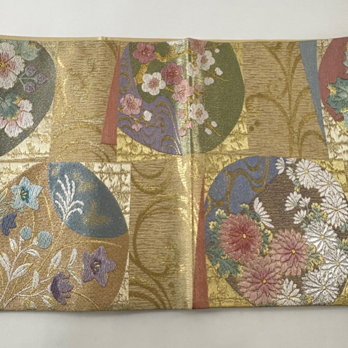 【美品】 袋帶 名品級 菊花 梅花 金金箔 金銀彩 米色 六通 純蠶絲