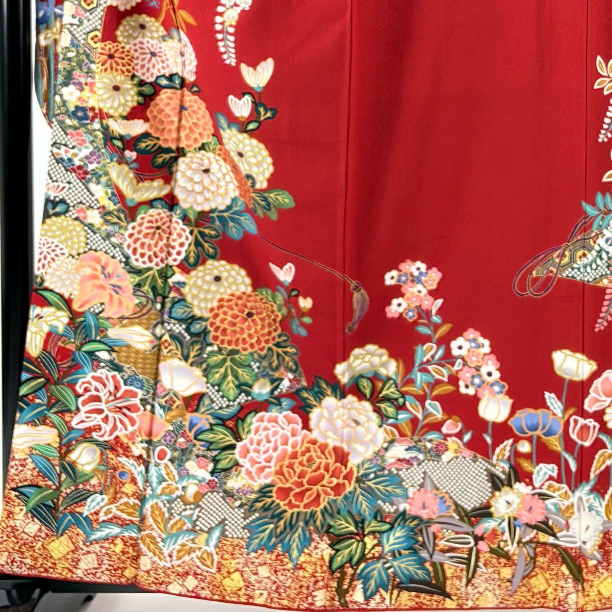 振袖禮服 身長160cm 袖長67cm M 雙層 菊花 牡丹 金絲 金銀彩 紅 純蠶絲 名品級