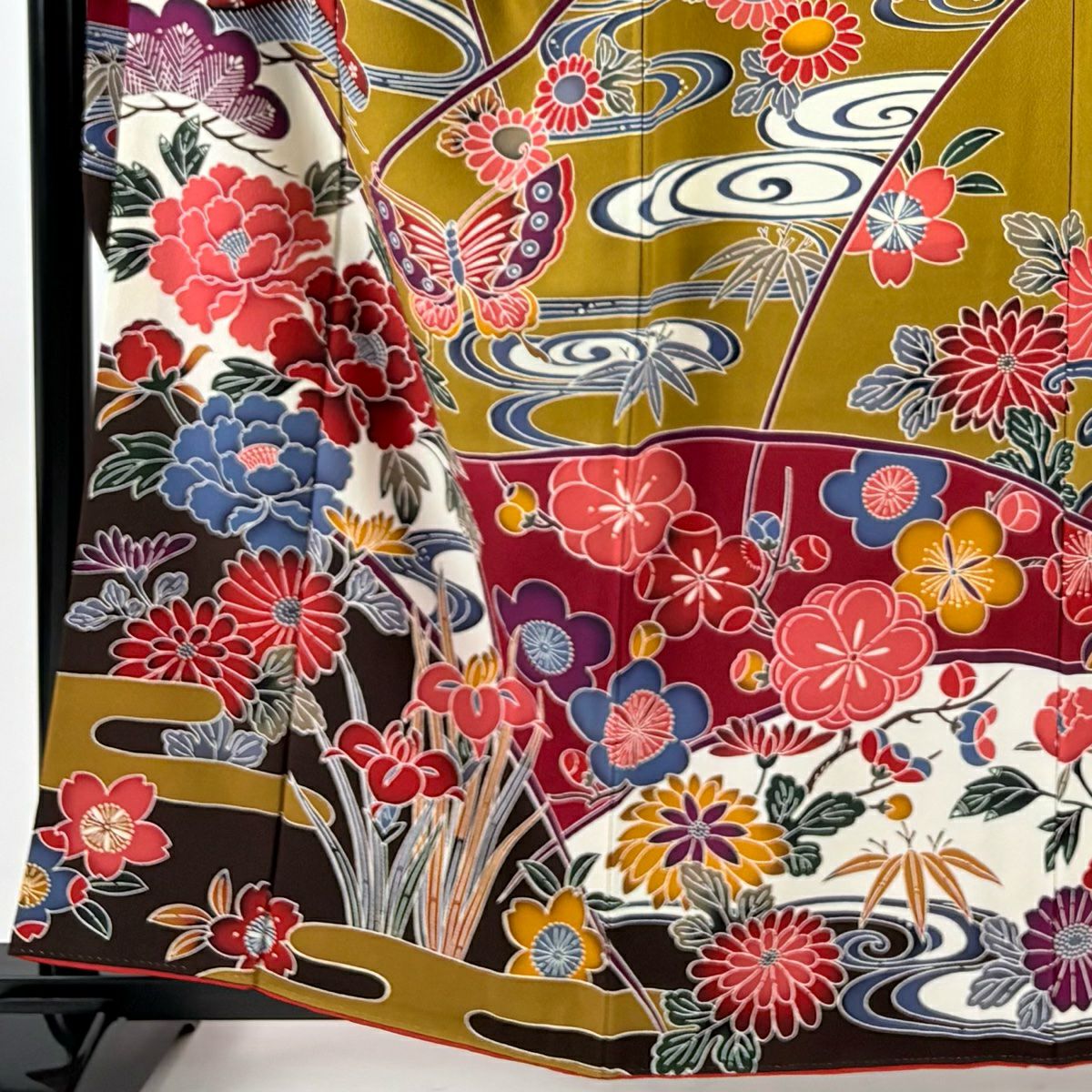 【美品】振袖禮服 身長161cm 袖長65.5cm M 雙層 松樹竹子梅花 牡丹 染分 黃土 純蠶絲 名品級
