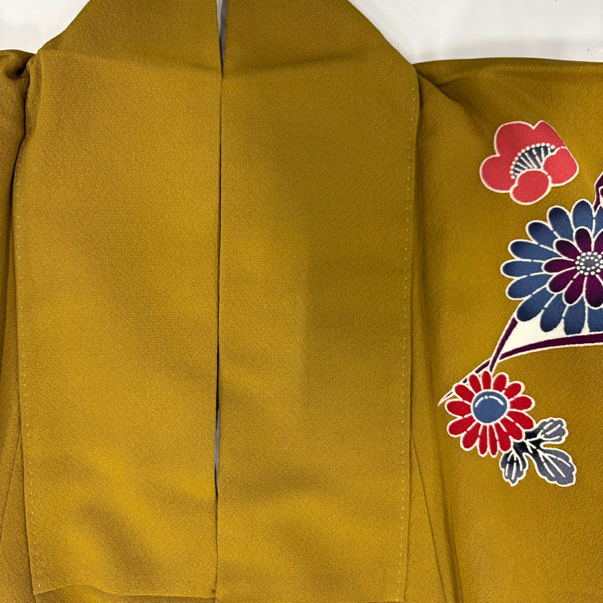 【美品】振袖禮服 身長161cm 袖長65.5cm M 雙層 松樹竹子梅花 牡丹 染分 黃土 純蠶絲 名品級