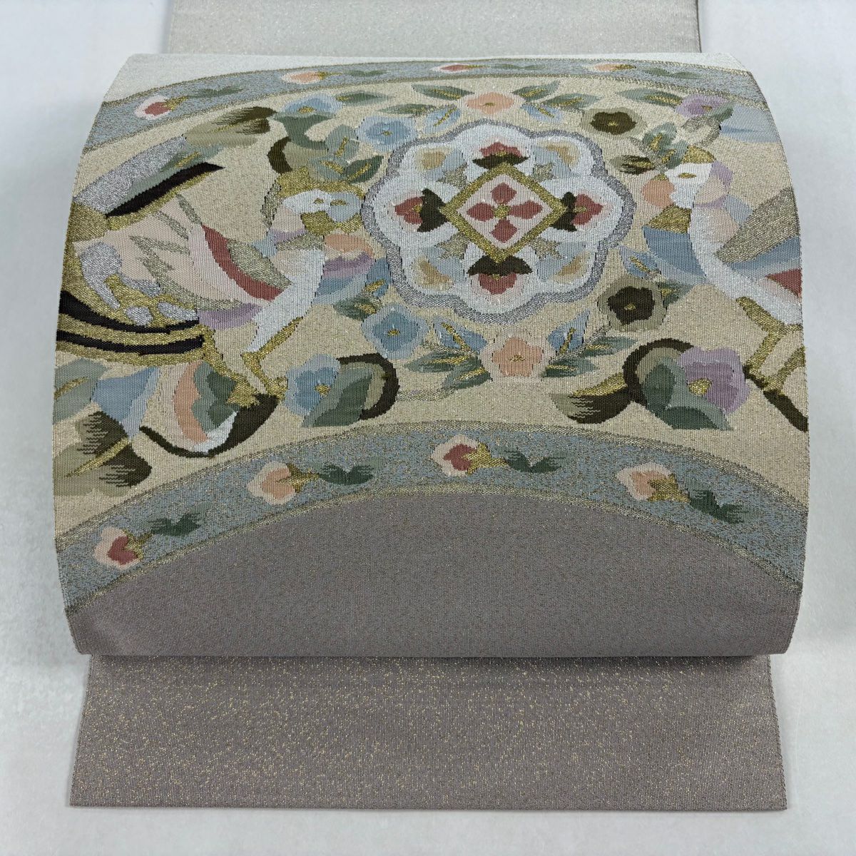 【美品】名古屋帶 逸品級 八寸名古屋帶 松樹葉仕立 草花紋紋 鳥 金銀彩 薄小豆 純蠶絲