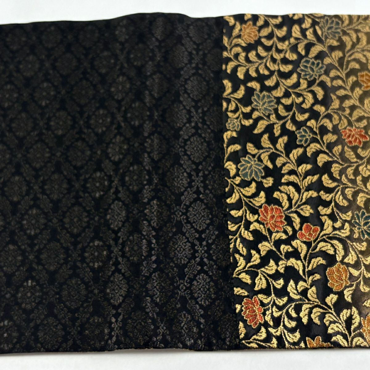 袋帶 逸品級 紋屋井關 落款あり 御寮織 附共箱 草花紋 金絲 金金箔 金茶 六通 純蠶絲