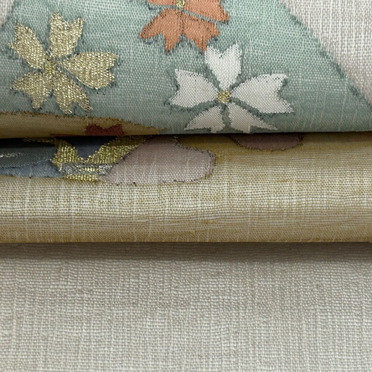 【美品】 袋帶 逸品級 夏帶 山 草花紋 金銀絲 灰茶 お太鼓圖案 純蠶絲