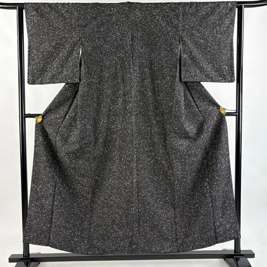 【美品】 小紋 身長154.5cm 袖長62cm S 雙層 牛首紬織織地 落款あり 幾何學圖案 黑 純蠶絲 逸品級