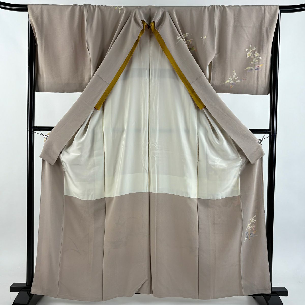 訪問服 身長161.5cm 袖長67cm M 雙層 百貫石峰 落款 花籠 菊花 漸層 粉米色 純蠶絲 逸品級