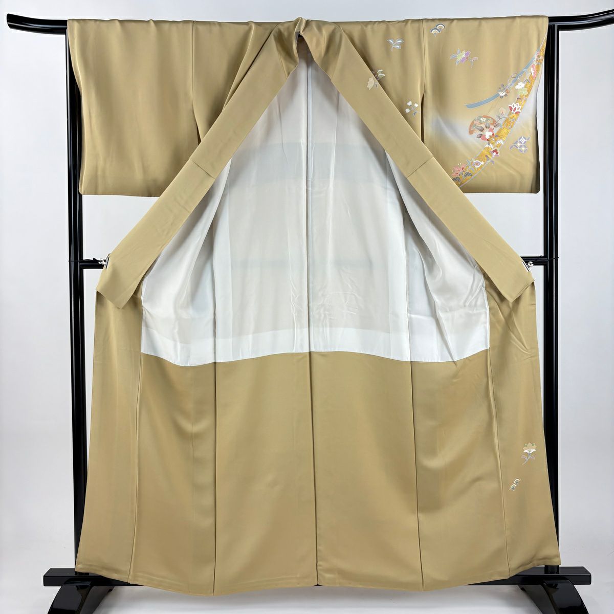 訪問服 身長160cm 袖長65.5cm M 雙層 草花紋紋 櫛 金絲 金銀彩 淡黃土 純蠶絲 秀品級 一個紋