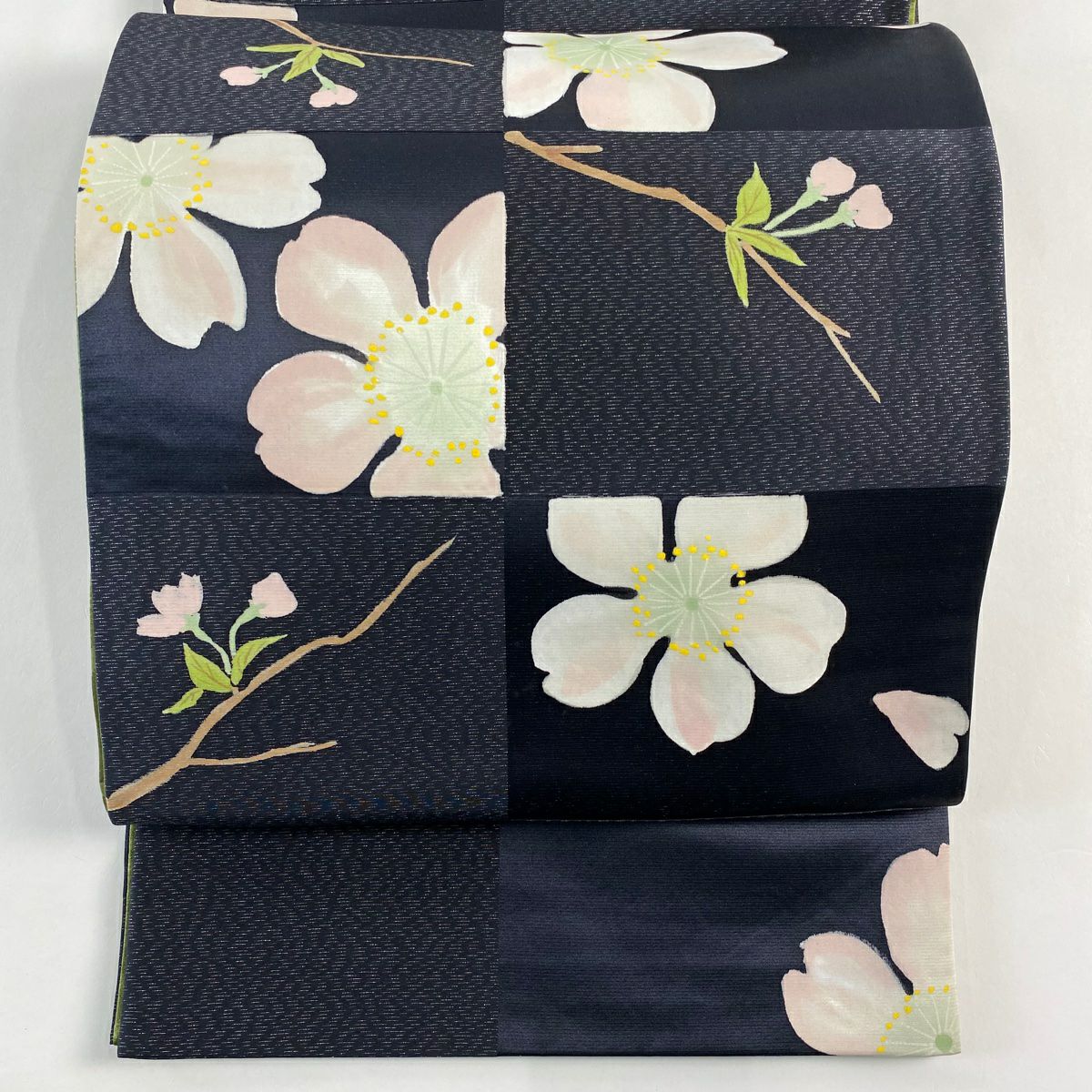 【美品】 袋帶 名品級 樱花 市松樹 銀線 墨色 全通 純蠶絲