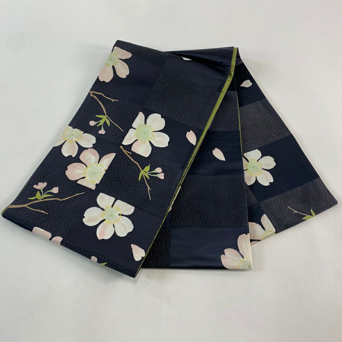【美品】 袋帶 名品級 樱花 市松樹 銀線 墨色 全通 純蠶絲