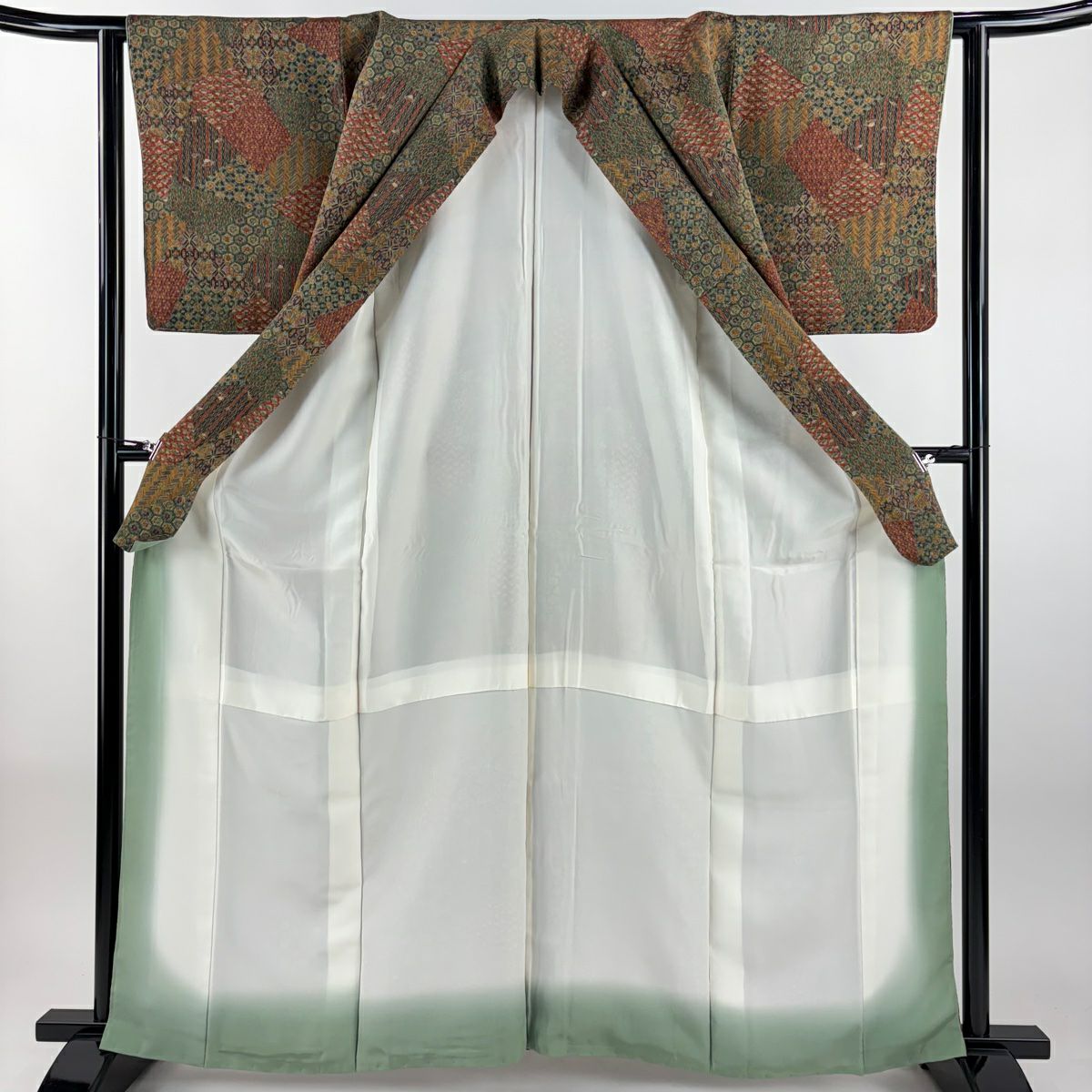 【美品】 小紋 身長162cm 袖長63.5cm S 雙層 更勝 落款あり 寄せ柄 龜甲 絞緬 茶綠 純蠶絲 秀品級