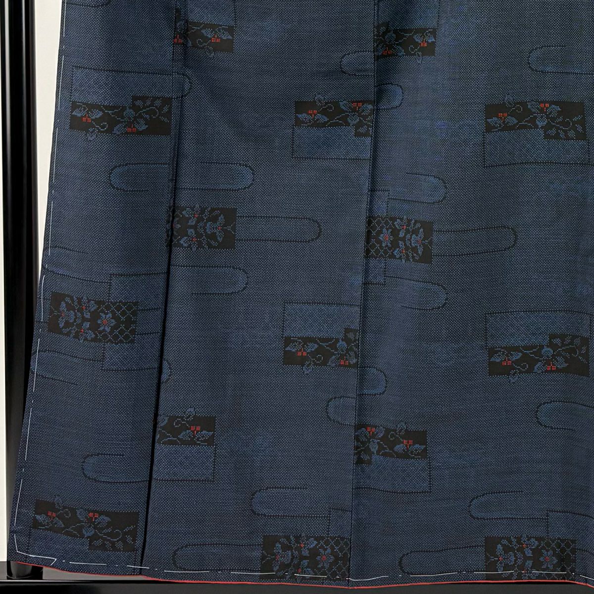 【美品】 大島紬織 身長159cm 袖長62.5cm S 雙層 純泥染 證書附帶 花唐草紋 霞 深藍色 純蠶絲 優品級
