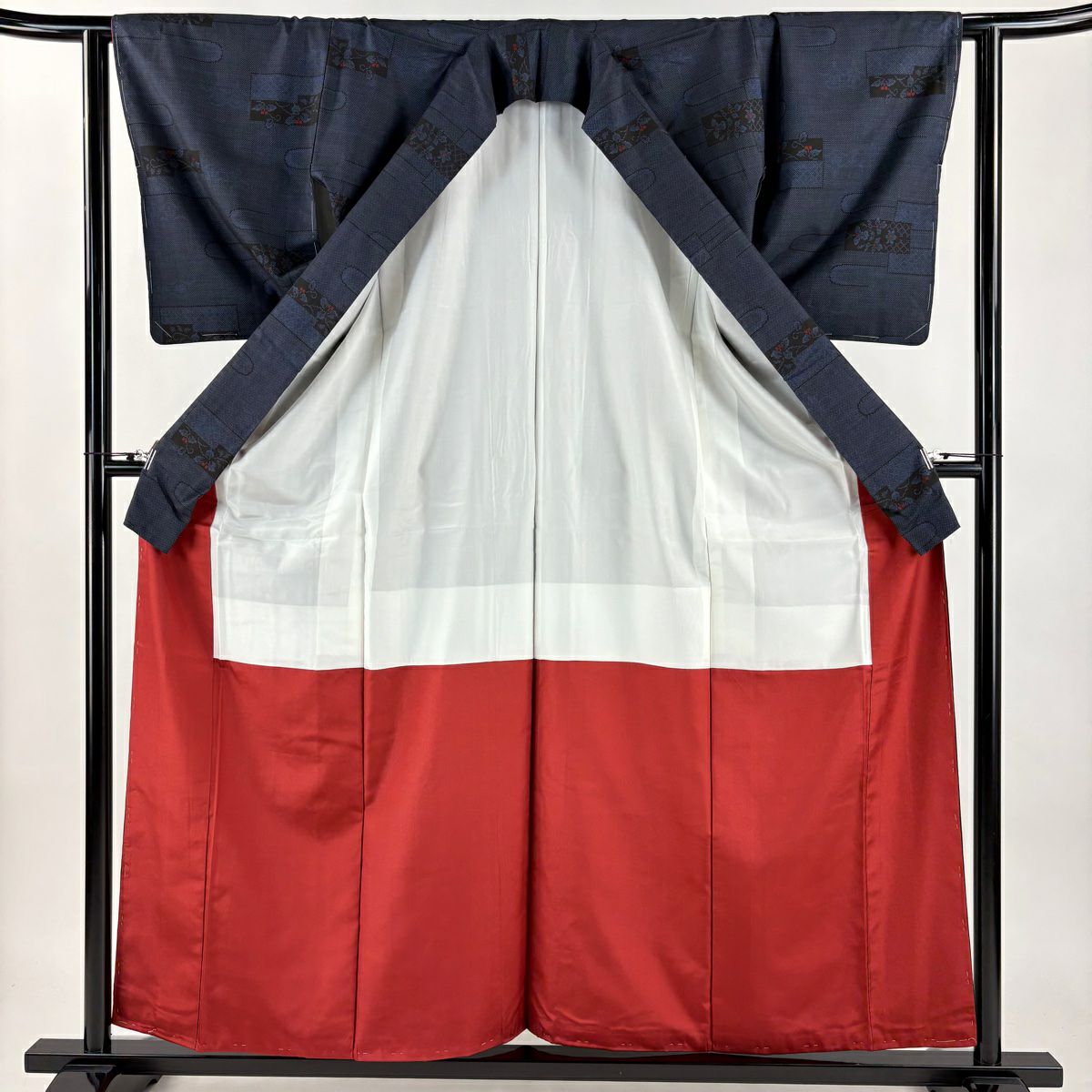 【美品】 大島紬織 身長159cm 袖長62.5cm S 雙層 純泥染 證書附帶 花唐草紋 霞 深藍色 純蠶絲 優品級