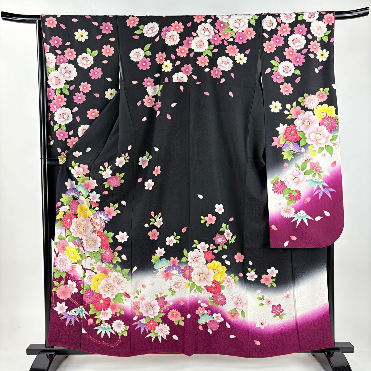【美品】振袖禮服 身長160.5cm 袖長67.5cm L 雙層 櫻花 手毬 金絲 金銀彩 黑 純蠶絲 名品級