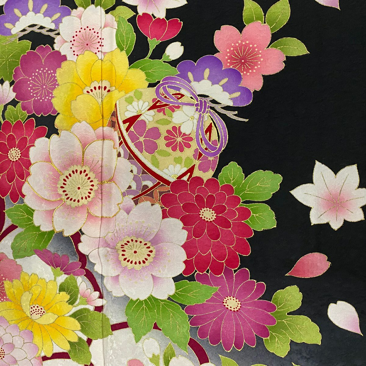 【美品】振袖禮服 身長160.5cm 袖長67.5cm L 雙層 櫻花 手毬 金絲 金銀彩 黑 純蠶絲 名品級