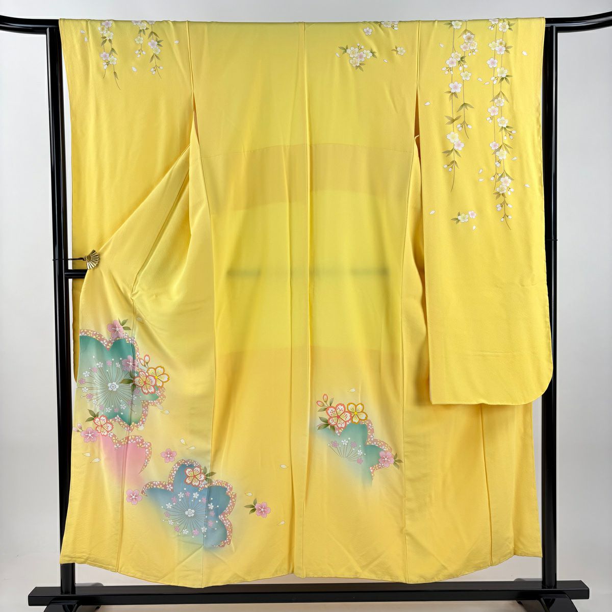 【美品】振袖禮服 身長155cm 袖長64cm M 雙層 櫻花 金彩裝飾 黃色 純蠶絲 名品級
