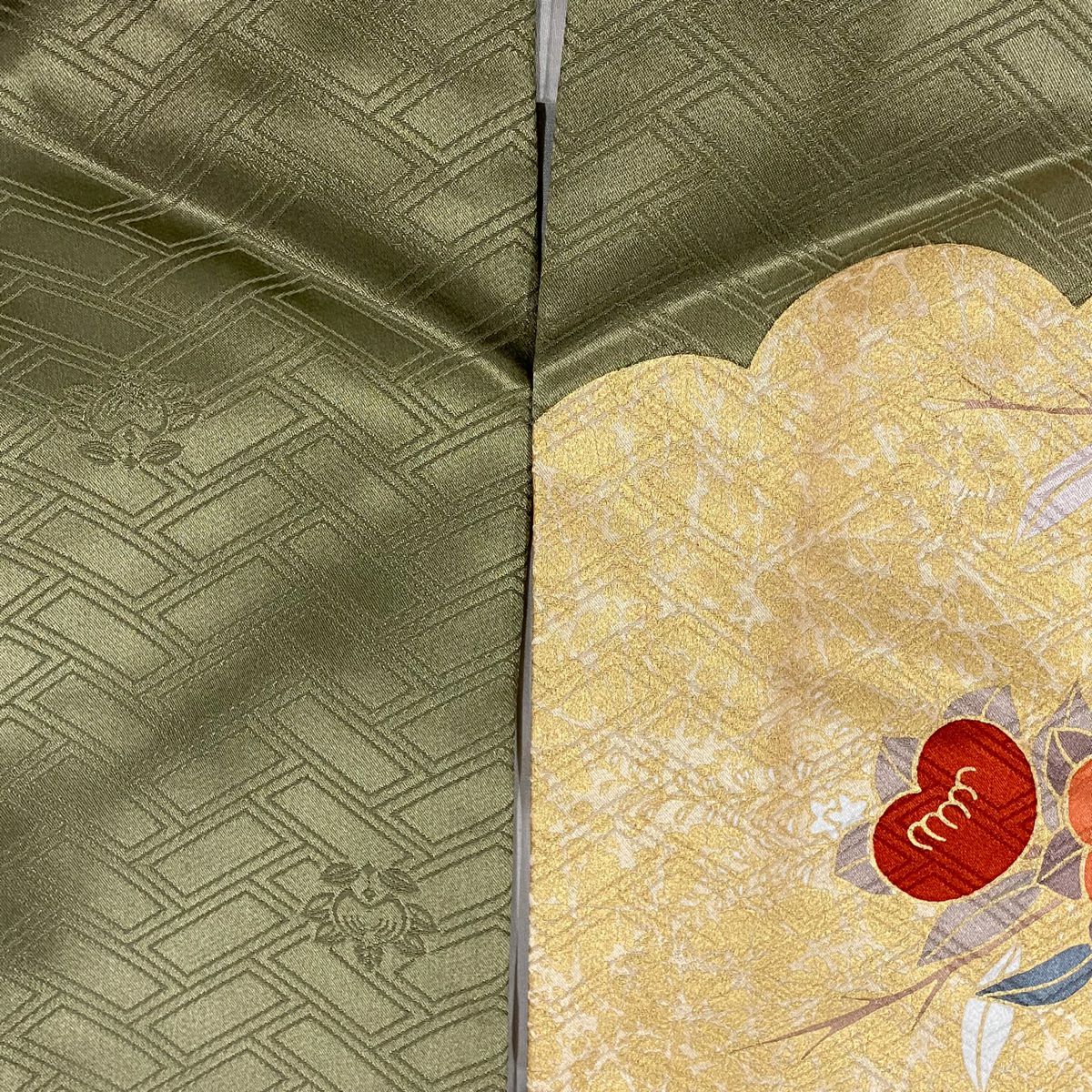 振袖禮服 身長155cm 袖長64cm M 雙層 吾妻德穗 落款あり 橘寶盡くし 金絲 金銀彩 灰綠 純蠶絲 名品級
