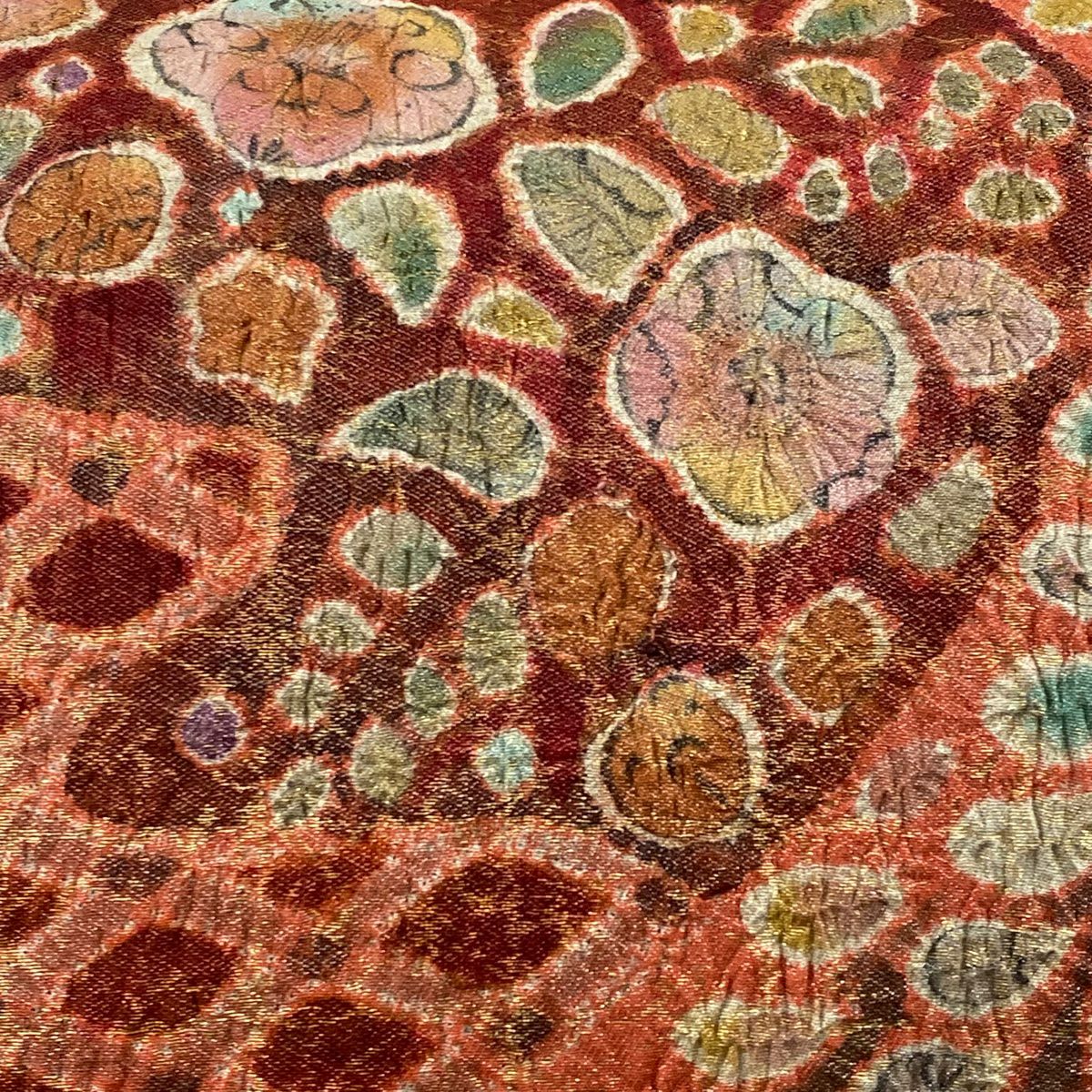 【美品】 袋帶 名品級 辻花染 銀糸 金金箔 朱 深紅色 お太鼓柄 純蠶絲