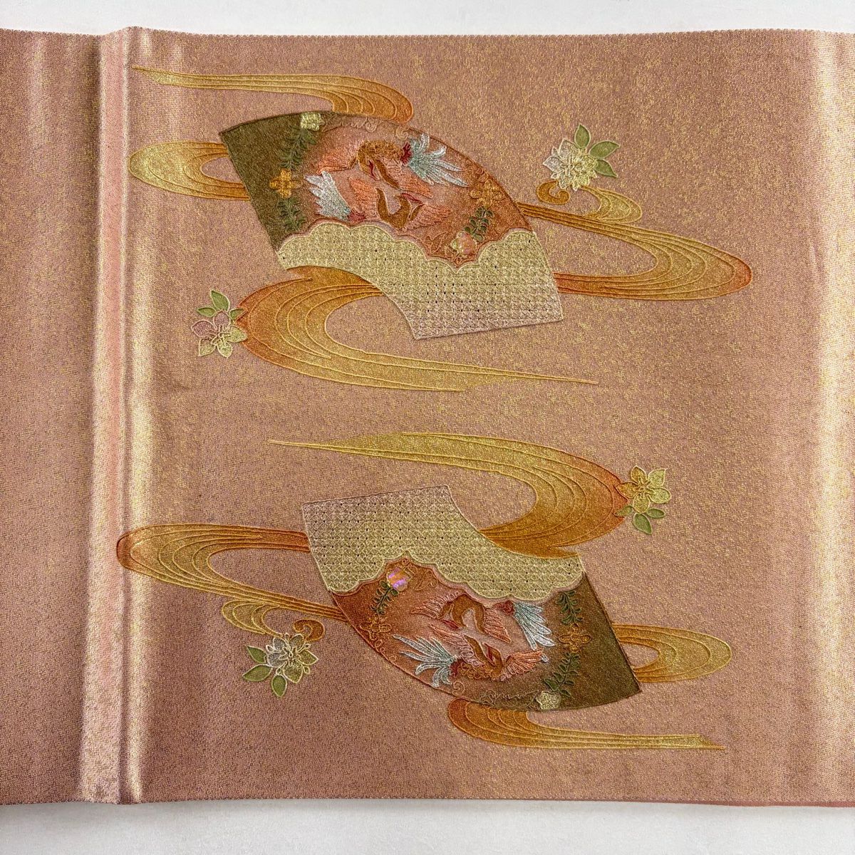 【美品】 袋帶 名品級 關西仕立 扇子面 花鳥 螺鈿 金銀彩 鮭粉紅 お太鼓柄 純蠶絲