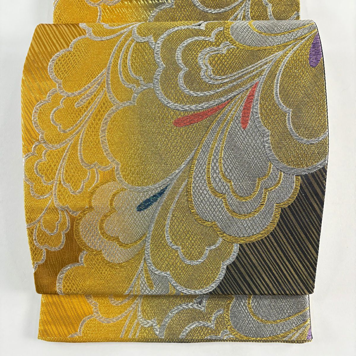 【美品】 袋帶 秀品級 草花紋紋 金銀彩 金 純蠶絲