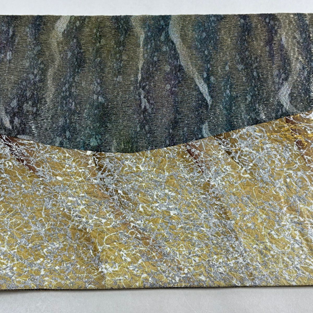 【美品】 袋帶 秀品級 幾何學 金金箔 金茶 全通 純蠶絲