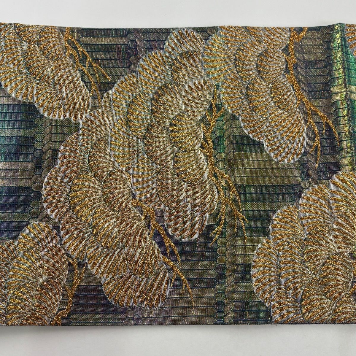 【美品】 袋帶 逸品級 佐波理 落款あり 琳派松樹雲定 金銀彩 綠 お太鼓柄 純蠶絲