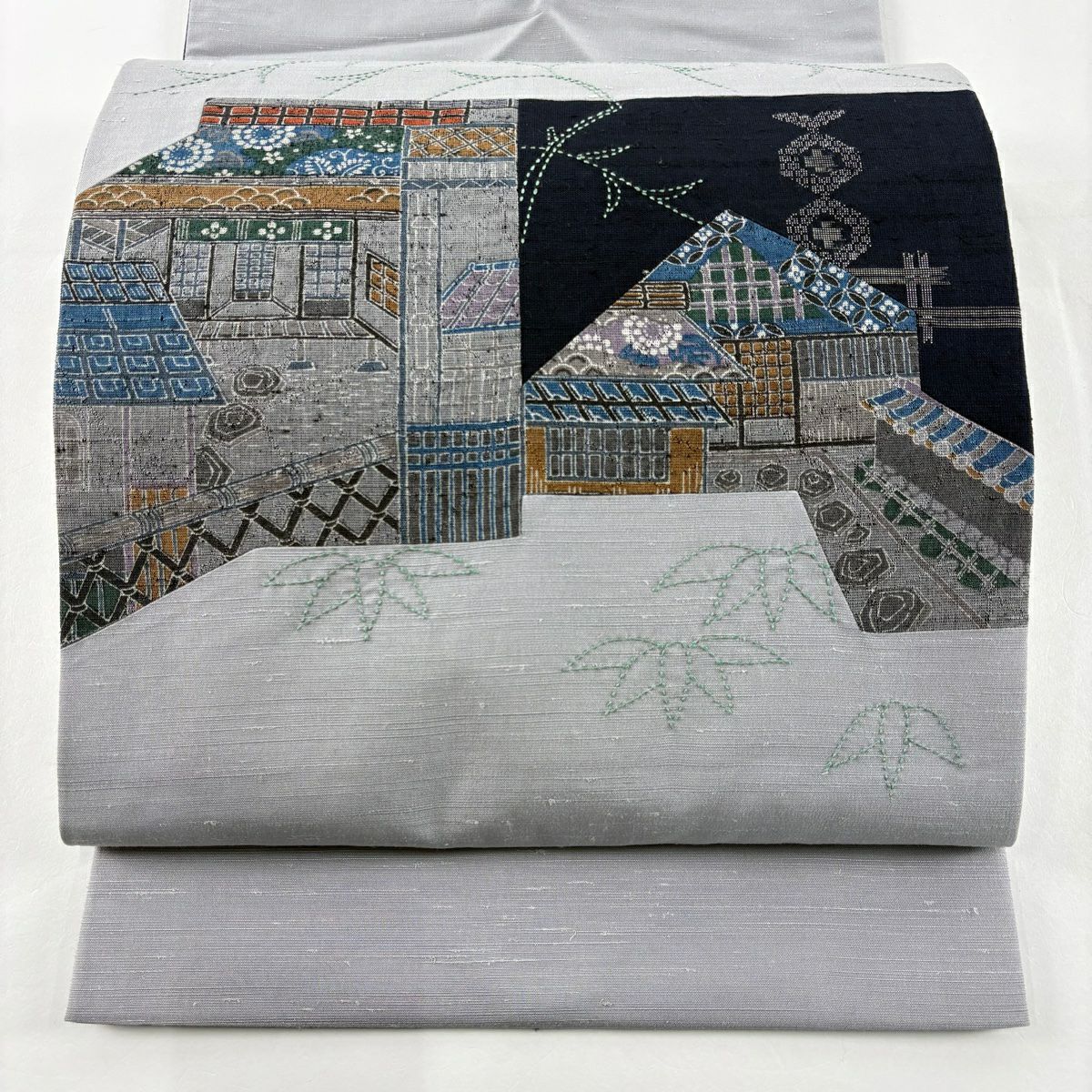 袋帶 秀品級 紬織織 建物 笹 刺繡 灰色 純蠶絲