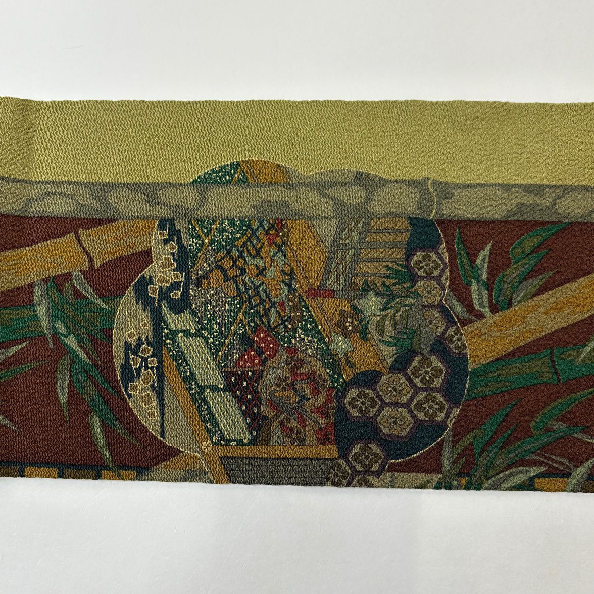 【美品】 名古屋帶 秀品級 人物 竹子 絞染 金銀彩 抹茶 純蠶絲