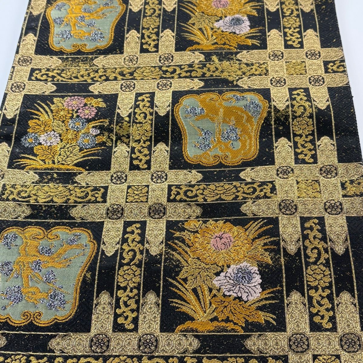 【美品】 袋帶 秀品級 證書齊全 格天井 草花紋紋 金絲 金金箔 黑 六通 純蠶絲