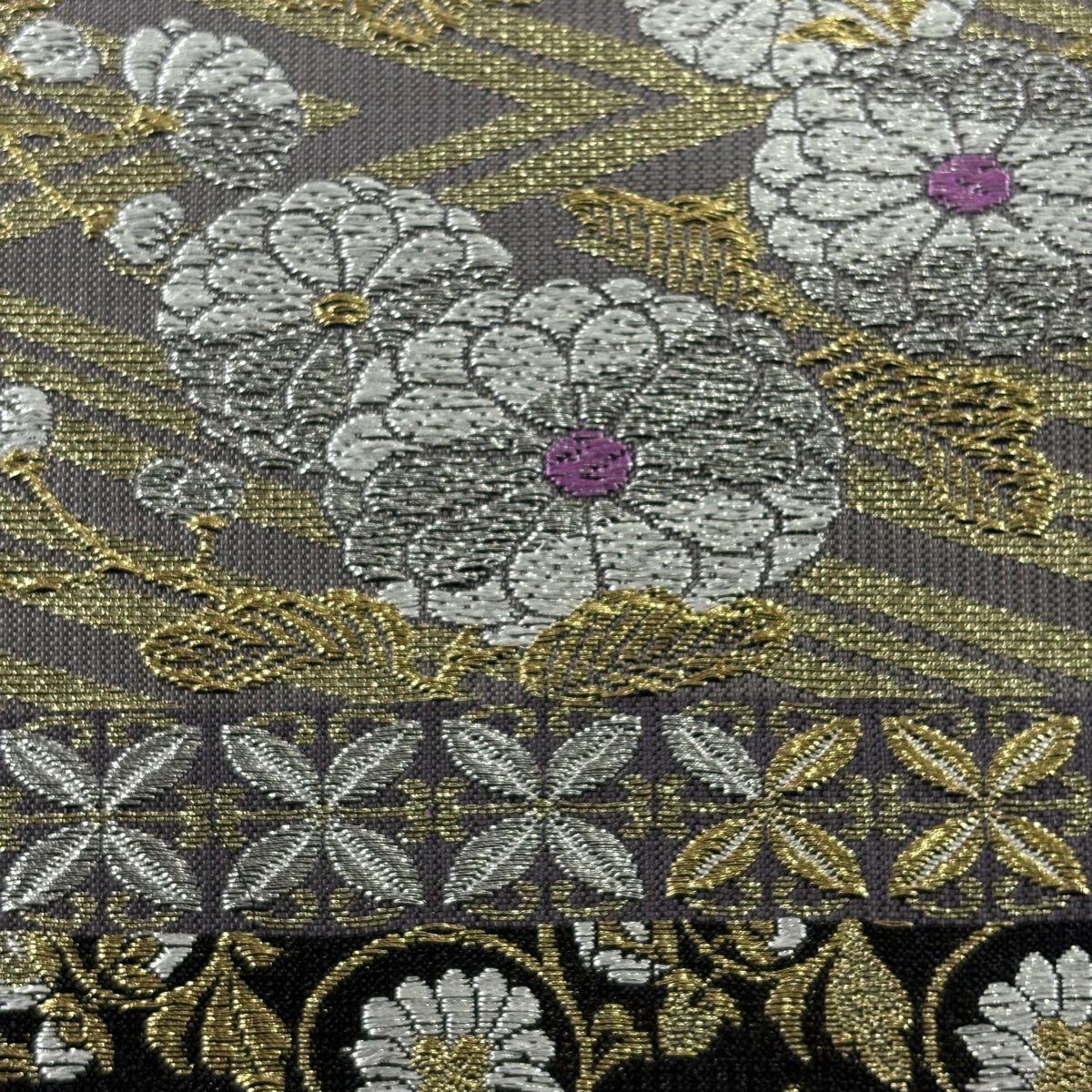 【美品】 袋帶 名品級 能衣名品級百段 段紋 金銀絲 黑 六通 純蠶絲