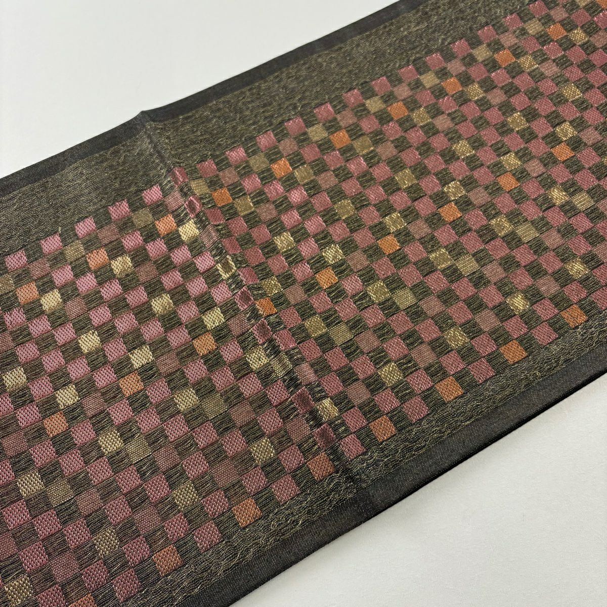 【美品】 袋帶 名品級 本泥染 市松樹 金絲 金金箔 黑 六通 純蠶絲