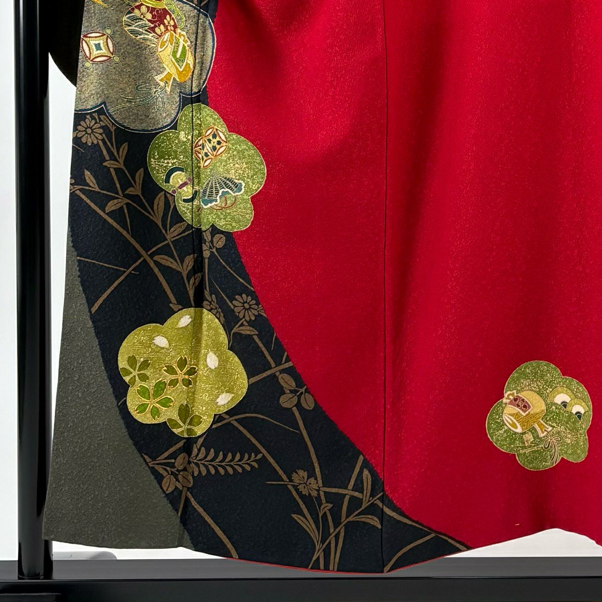 【美品】振袖禮服 身長155cm 袖長67cm M 雙層 寶物滿載 七寶 金絲 金銀彩 紅 純蠶絲 名品級
