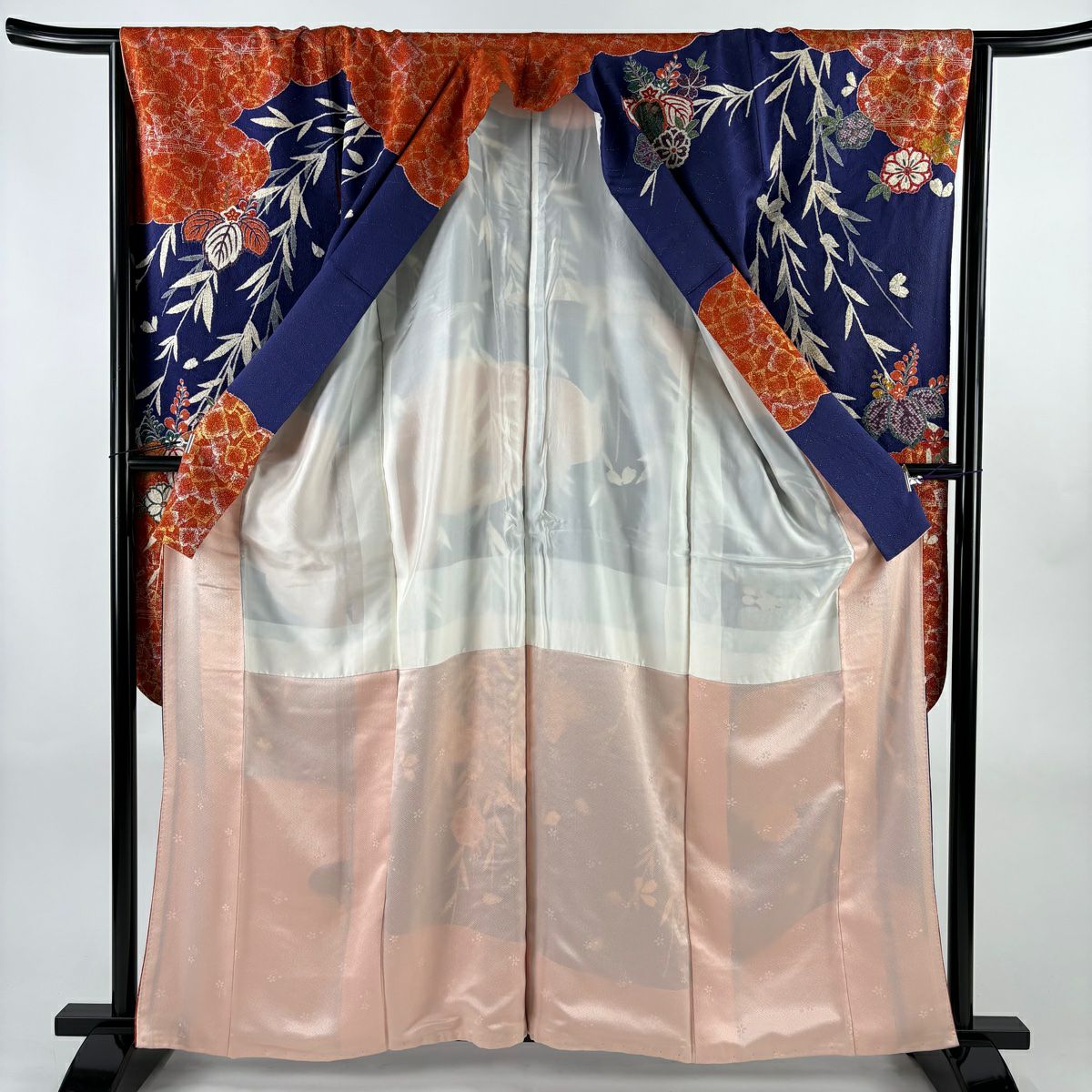 【美品】振袖禮服 身長161cm 袖長65cm M 雙層 草花紋紋 雲文 金通し 金銀彩 深藍 純蠶絲 名品級