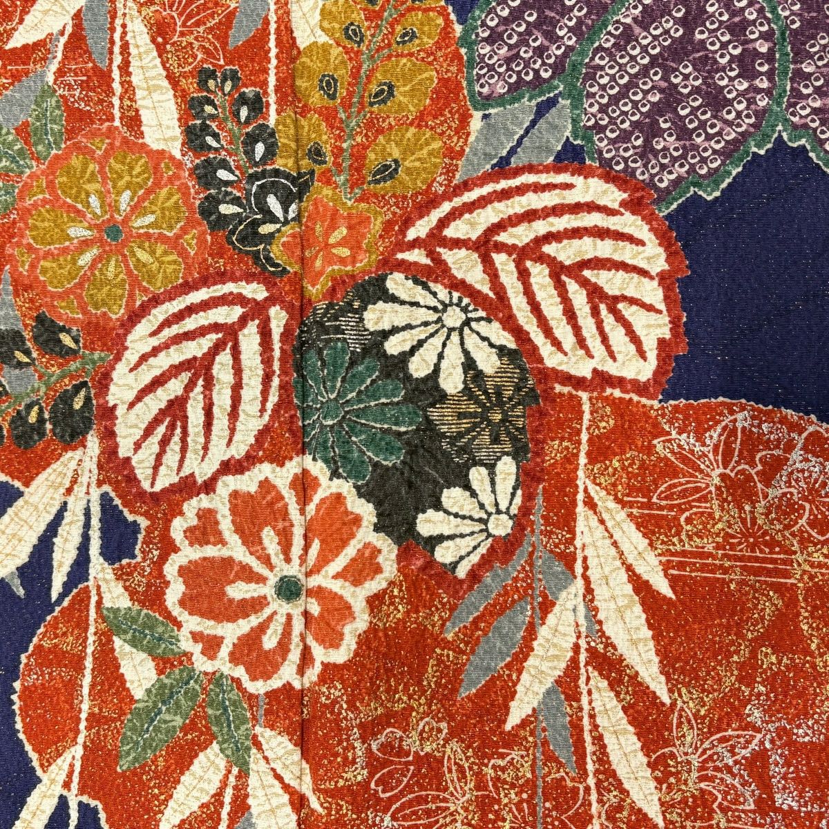 【美品】振袖禮服 身長161cm 袖長65cm M 雙層 草花紋紋 雲文 金通し 金銀彩 深藍 純蠶絲 名品級