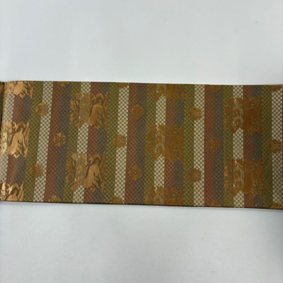 【美品】 名古屋帶 優品級 花兔 縞 金金箔 茶綠 純蠶絲