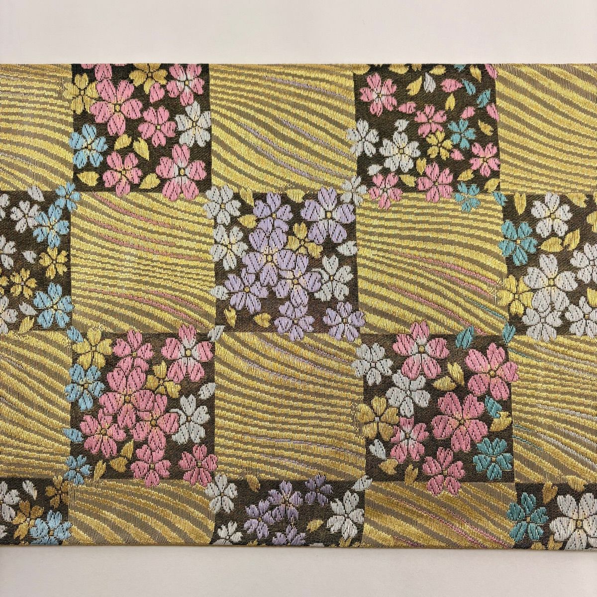 【美品】 袋帶 秀品級 市松樹 櫻花 金糸 金金箔 金色 六通 純蠶絲
