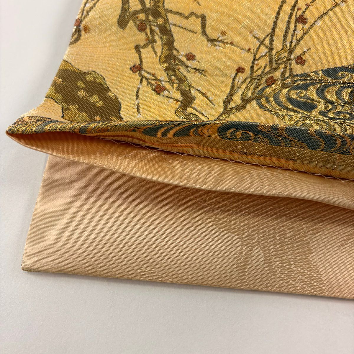 【美品】 袋帶 秀品級 仙鶴 草花紋 金糸 金金箔 淺黃 お太鼓圖案 純蠶絲