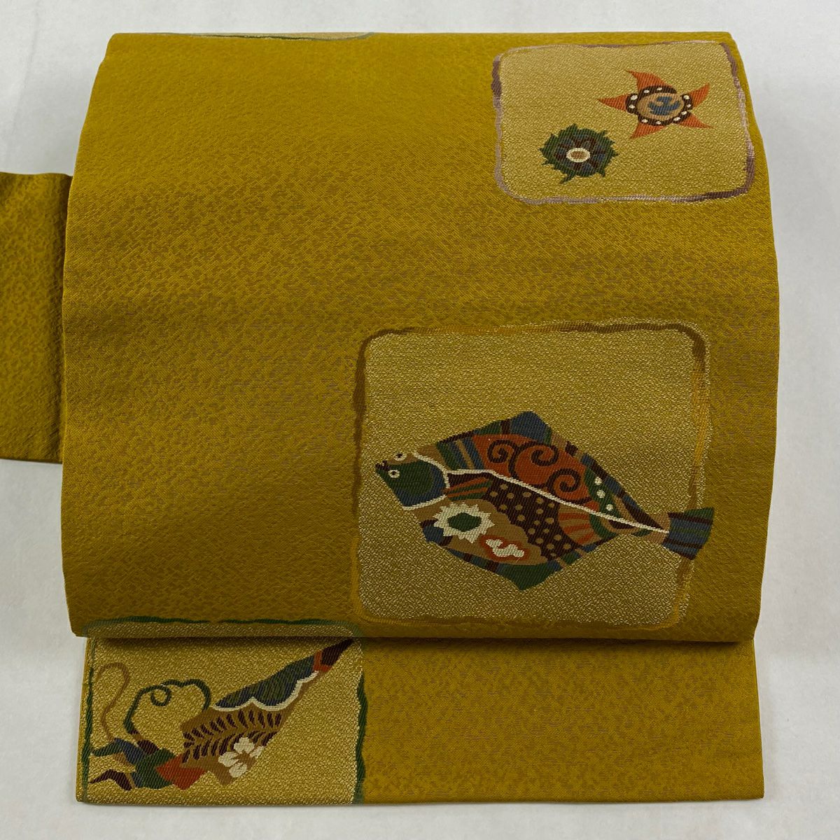 【美品】 名古屋帶 秀品級 魚 生物 黃土 純蠶絲