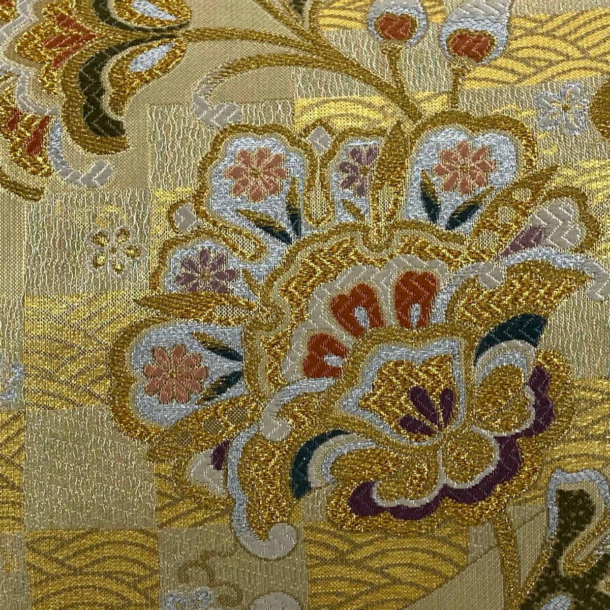 【美品】 袋帶 秀品級 香草染 花唐草紋 波 金金箔 金絲 米色 六通 純蠶絲