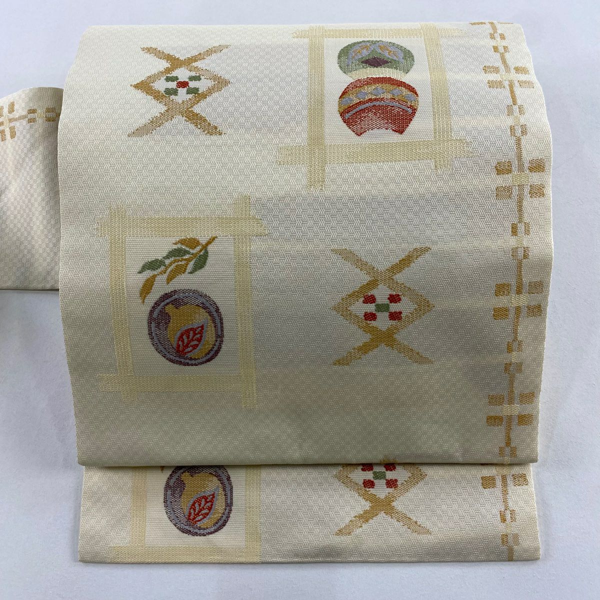 【美品】名古屋帶 秀品級 葉 幾何學 奶油色 純蠶絲