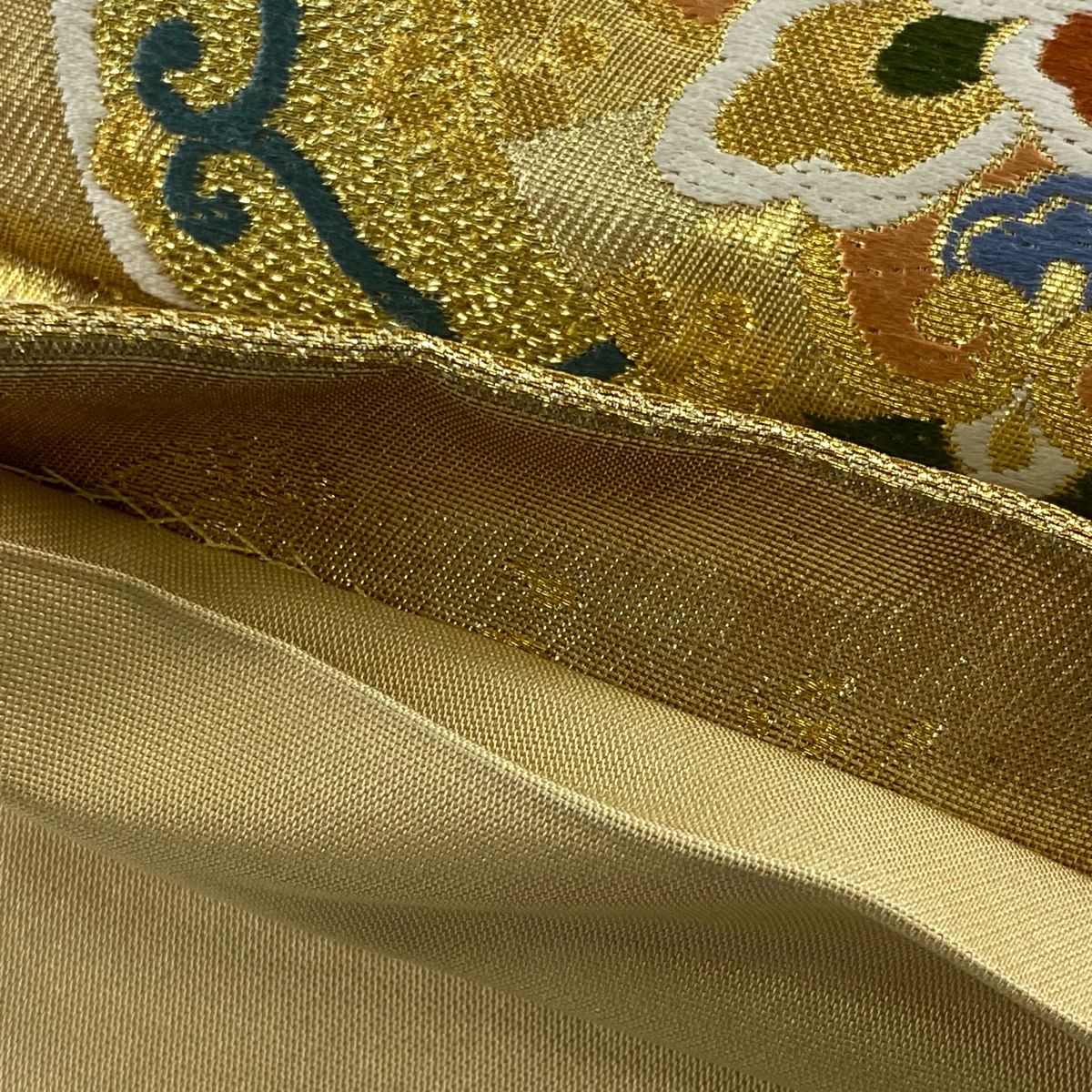 【美品】 袋帶 秀品級 華紋 花唐草紋 金絲 金金箔 金 六通 純蠶絲