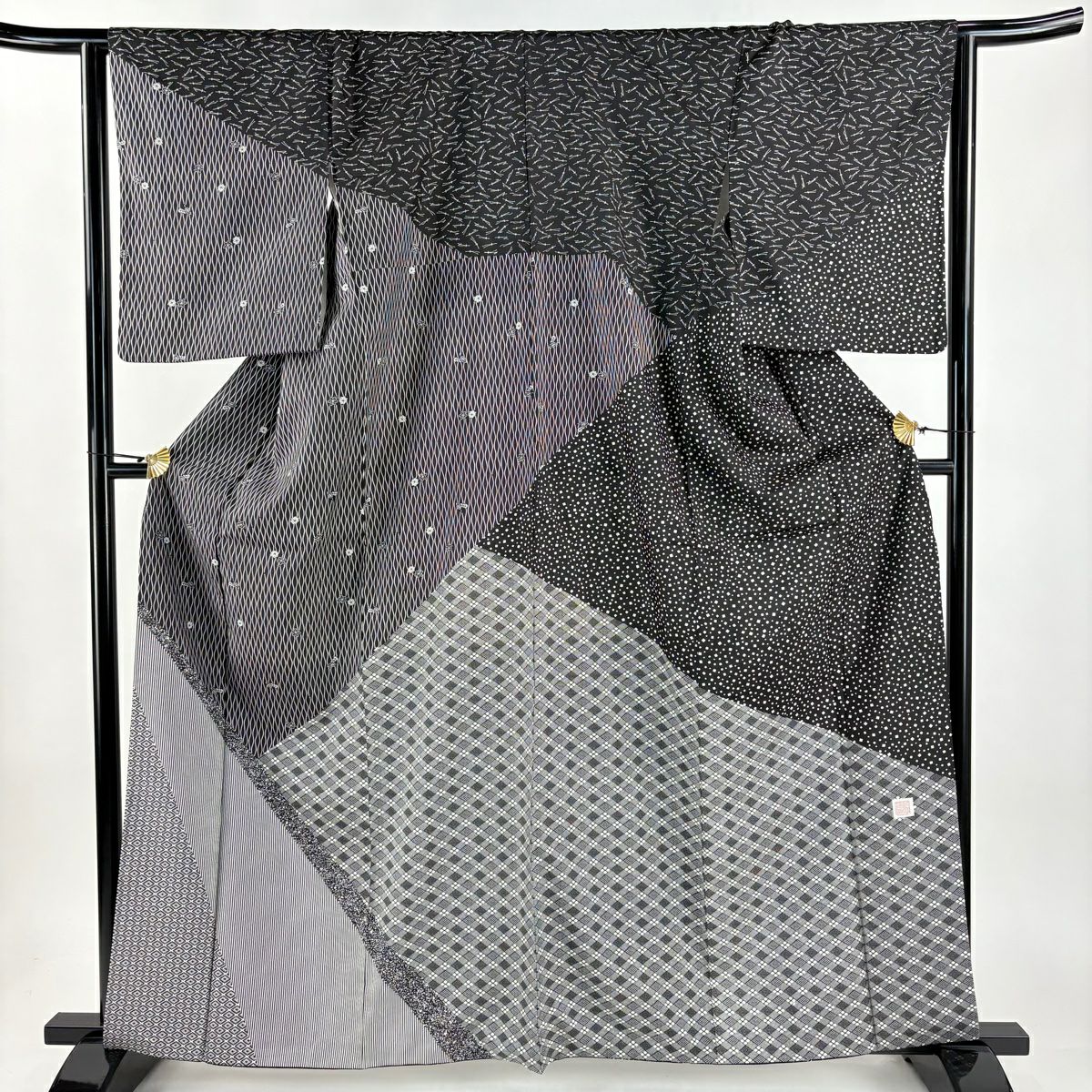 【美品】訪問服 身長163cm 袖長64.5cm M 雙層 紬織織 落款あり よろけ縞 葉紋 黑 純蠶絲 名品級