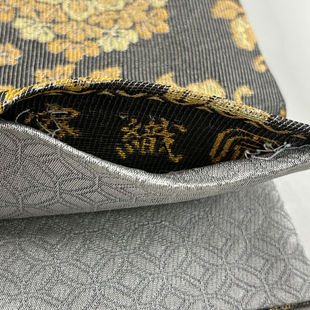 【美品】 袋帶 逸品級 紋屋井關 落款あり 華紋 草花紋紋 金絲 金金箔 墨色 六通 純蠶絲