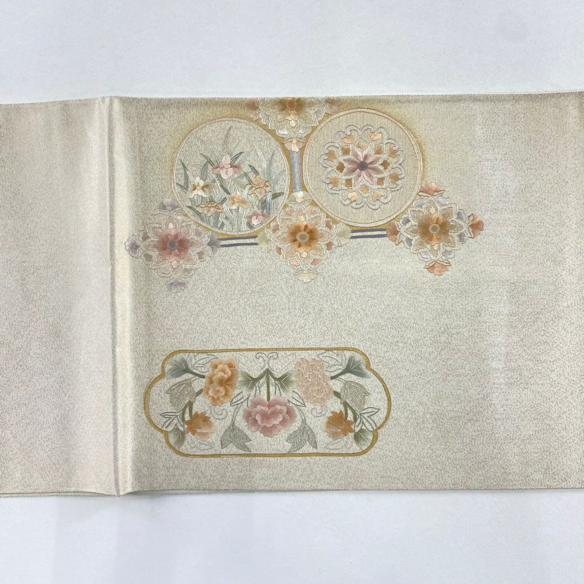 袋帶 逸品級 格天井 枝梅花 刺繡 金金箔 奶油色 大鼓圖案 純蠶絲