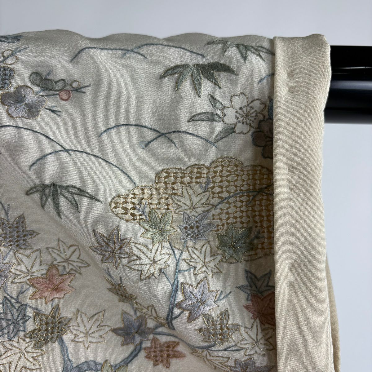 訪問服 身長158.5cm 袖長65cm M 雙層 風景 松樹竹子梅花 金糸 刺繡 米色 純蠶絲 逸品級