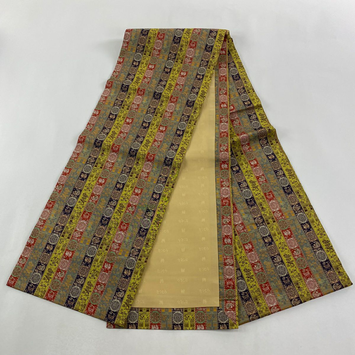 【美品】 開口名古屋帶 逸品級 龍村美術織物 建築物 鳥 金絲 銀絲 芥末色 純蠶絲