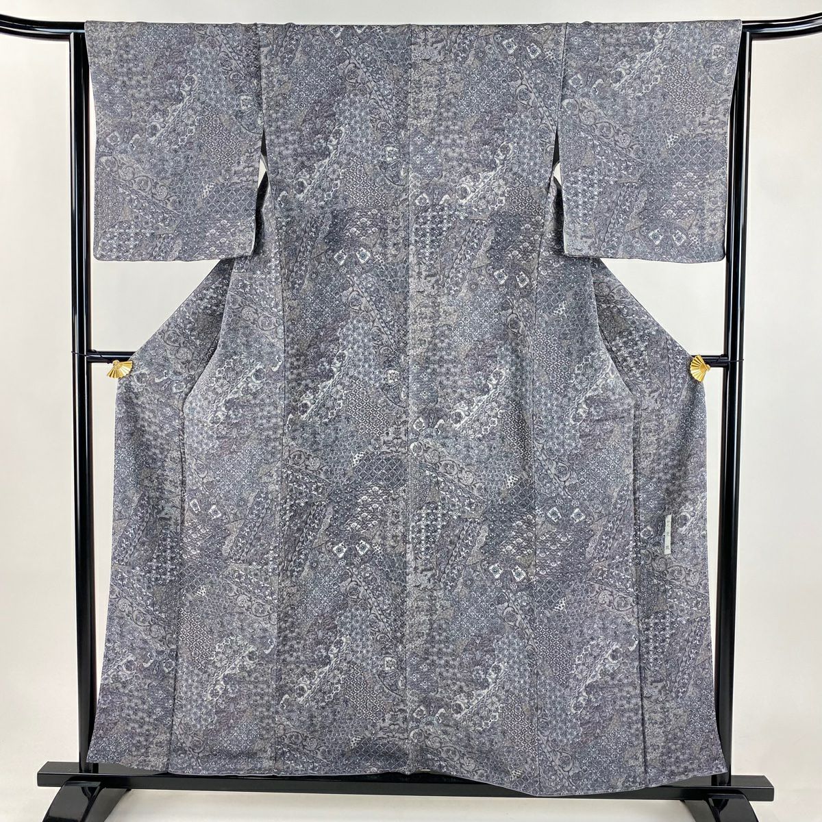 【美品】 小紋 身長157cm 袖長65cm M 雙層 大和 落款 草花紋 有職紋樣 縮緬 灰色 純蠶絲 秀品級