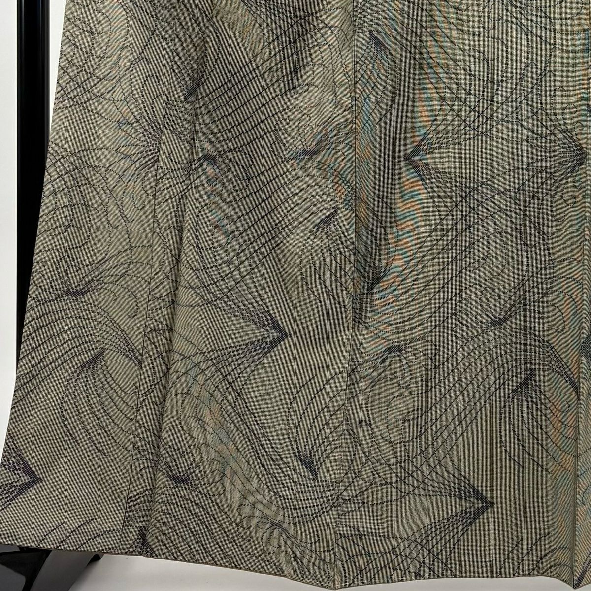 【美品】 紬織 身長163.5cm 袖長67.5cm L 雙層 幾何學圖案 蝴蝶 茶綠 純蠶絲 秀品級